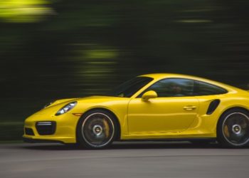 Cartoq –  Rent a Ford Mustang for just Rs. 5,000