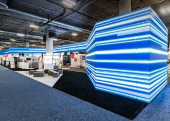 Why are Indian entrepreneurs not building global products and services