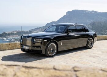 Rolls-Royce Phantom Hire India: The Complete Guide for Weddings, Events and Airport Transfers