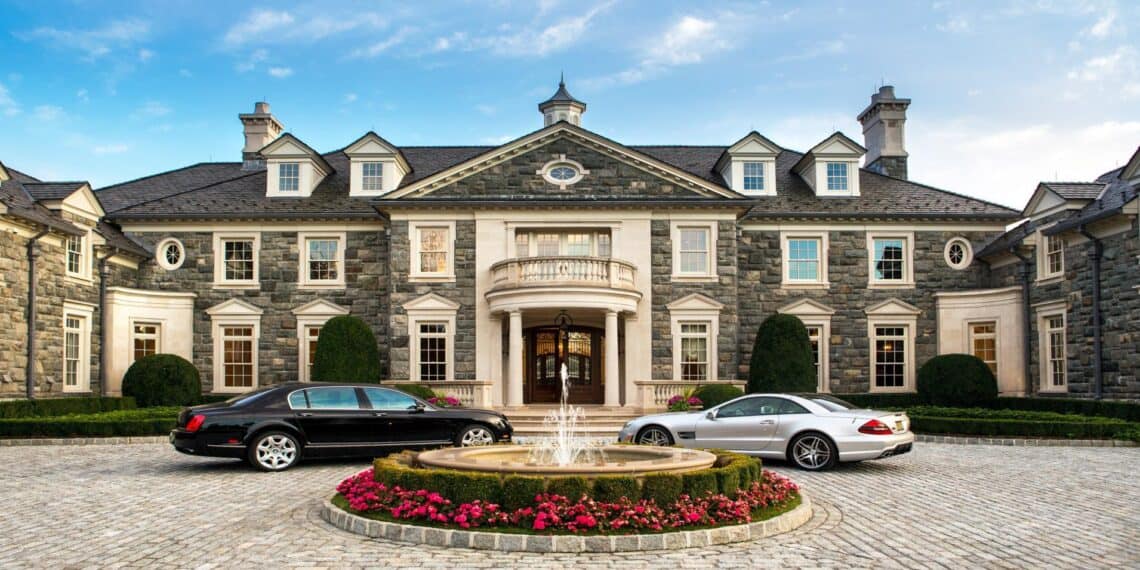 What Ordinary Startups Avoid, Hype Luxury Embraces