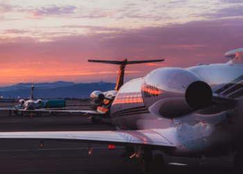 THE PRIVATE JET INDUSTRY HAS A TRUST PROBLEM