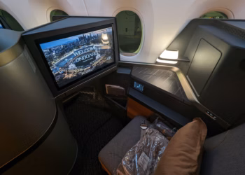 The Emotional Difference Between First Class and Flying Private