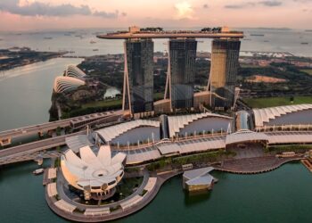 The Singapore-Maldives Sweet Spot: Why Asia’s Most Sophisticated Wealth Hub Owns the Best Charter Corridor in the World