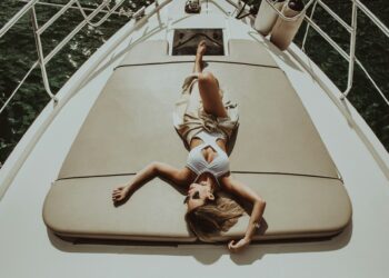 Digital Twins and AI Concierges: The Tech Quietly Running the World’s Superyachts