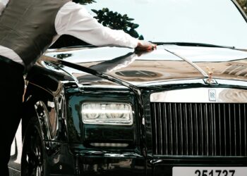 What Happens When Mainstream Platforms Enter Luxury Mobility
