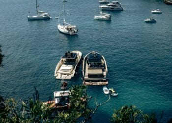 Luxury superyacht Bay of Antibes — Hype Luxury