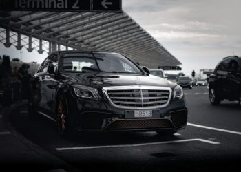 Luxury chauffeur executive car transport — Hype Luxury